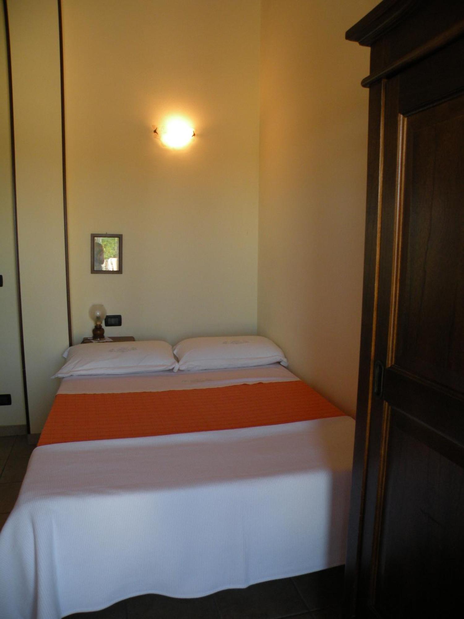 B&B Da Levi Piana Del Sole Rivalta Bormida Phòng bức ảnh